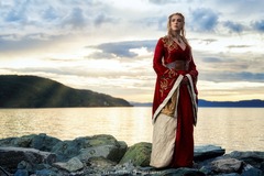 Selling with online payment: Cersei Lannister Game of Thrones 100% handmade cosplay