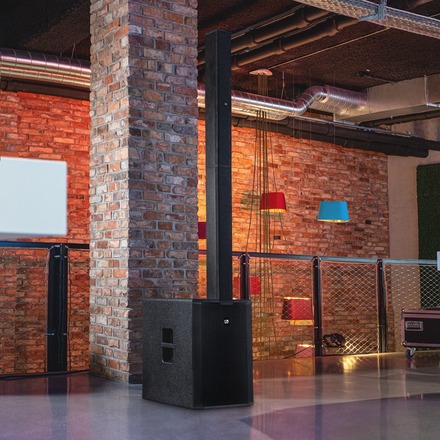 LD Systems MAUI 44 G2 Powered Column Sound System