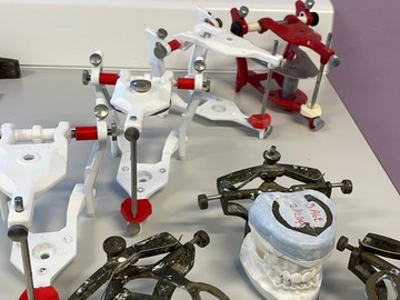 Gebruikte apparatuur: Articulatoren