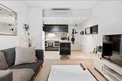 Renting out:  Melbourne VIC ,118 FRANKLIN STREET, Melbourne, Vic 3000