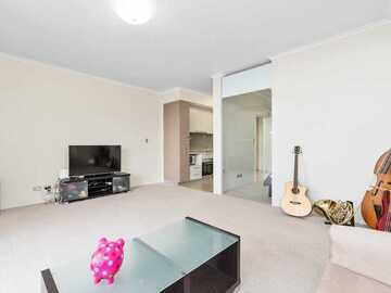 Renting out:  Brisbane City QLD ,CITY CENTRE 1 BEDROOM UNIT CBD 10-MINS WALK T
