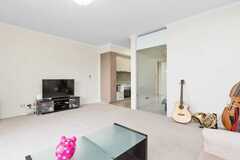 Renting out:  Brisbane City QLD ,CITY CENTRE 1 BEDROOM UNIT CBD 10-MINS WALK T