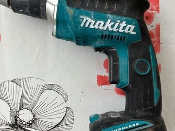 À louer: visseuse Makita à louer