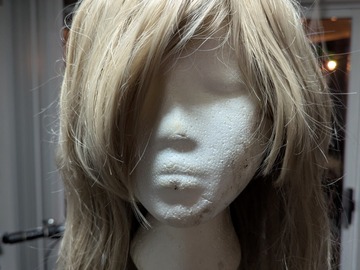 Selling with online payment: Ash Blonde Wig - Medium Length