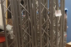 À vendre: Structure aluminium triangulaire 