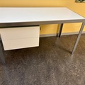 Gebruikte apparatuur: Modern bureau