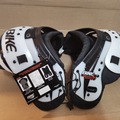 Verkaufen mit Online-Zahlungen: BIKE Rattler Shoulder Pad Youth