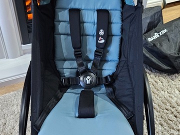Rent out Monthly: Babyzen yoyo2 with newborn and 6 months+ attachments 