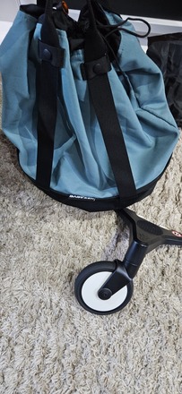 Babyzen yoyo2 with newborn and 6 months+ attachments 