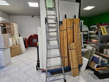À vendre: échelle tubesca 7 barreaux