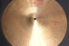 Selling with online payment: 1981 Paiste 2002 red label 18" crash weighs 1550 grams