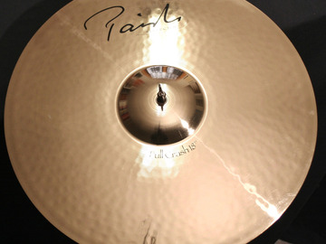 Selling with online payment: Paiste Signature Reflector 18" full crash cymbal  weighs 1480 gms