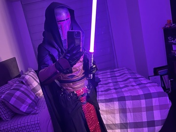 Selling with online payment: Darth Revan costume