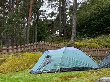 Hyr ut (per day): Outwell Cloud 4 hengen tilava teltta