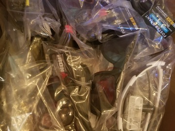 Bulk Lots: 125 Foster Grant Fashion Sunglasses 