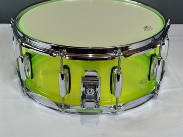 Selling with online payment: Fluorescent Green Acrylic Snare Drum SD14x6-FG
