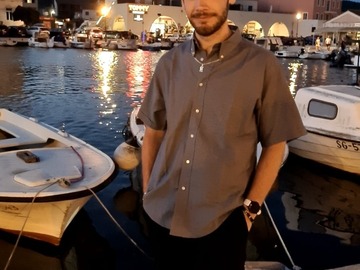 Offer with online paiement: Homme, souriant, sympathique et à l'écoute