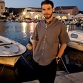 Offre avec paiement en ligne: Homme, souriant, sympathique et à l'écoute