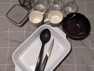 Annetaan: Kitchen stuff (only as a set)