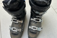 Winter sports: Lange ski boots black