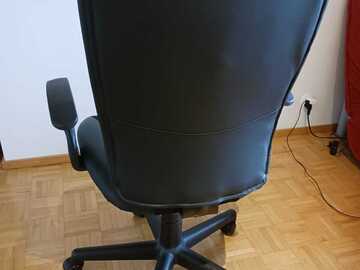 Myydään: Office chair