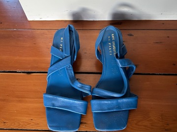 Selling: Blue sandals