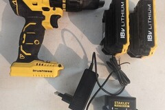 À vendre: Perceuse Stanley