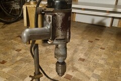 À vendre: Perceuse à colonne Peugeot 