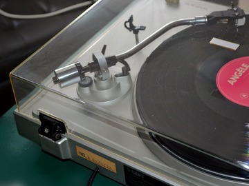 Je cherche: J'achète platine vintage avec bras en "S" même en panne