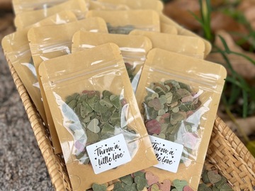 Selling: Wedding Confetti Eco-Friendly | Biodegradable Wedding Confetti De