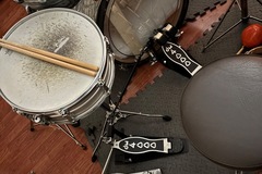 Selling with online payment: Vintage 1970s Slingerland six piece set w original Zildjians