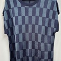 Selling: Super chic Morgan top