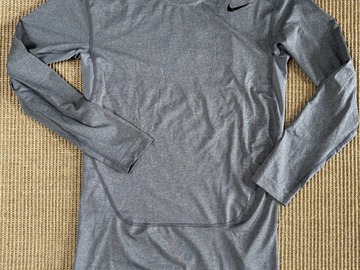 Winter sports: Nike ProCombat Baselayer L