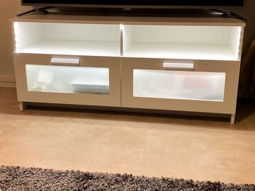 Myydään: TV desk with LED lamp