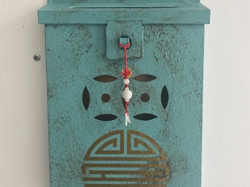  : HK Letter Box in provence vintage