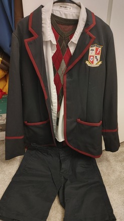 Umbrella Academy Uniform