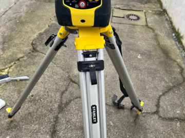 À vendre: Niveau laser rotatif 