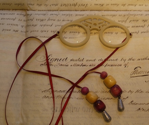 Zierbrille der Renaissance, wie Elfenbein