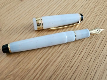 Renting out: Sailor Pro Gear Slim Yukitsubaki (Snow Camellia)