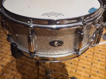 Selling with online payment: Slingerland 70's Concert Tom 5pc kit with 60's Radi King snare