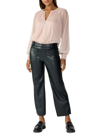 100pc Women's Premium Designer Mixed Bulk Lot.