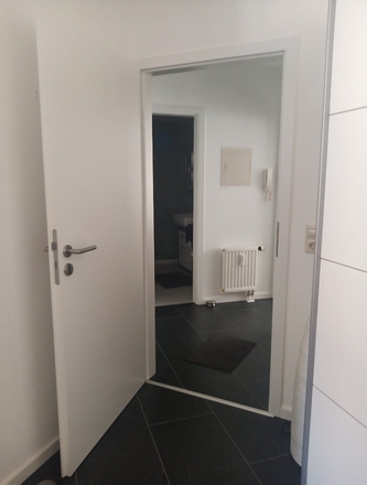 tausche 2 Zimmer EGT Wohnung gegen Haus  
