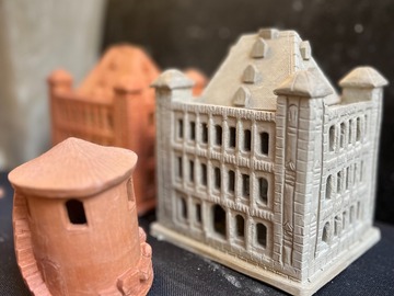 Arts & Crafts: Pottery Mastery: Shape Clay into Art with Malagasy Traditions