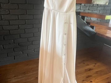 Selling: Junior bridesmaid dress 