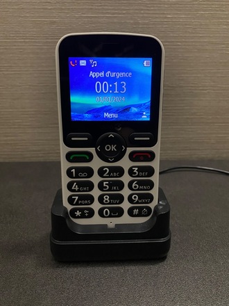 Téléphone mobile senior Doro 5860 blanc - 45€