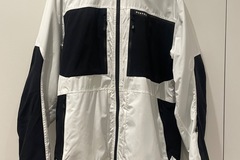 Winter sports: Men’s Burton Jacket