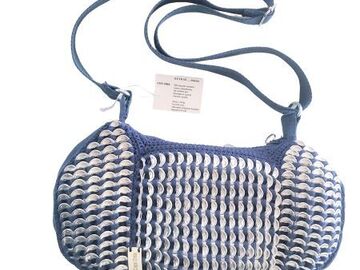 Vente au détail: ASTRID Bleu marine