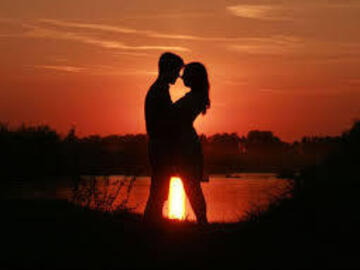 Selling: Their next move towards you? Special weekend offer - LAST 2!