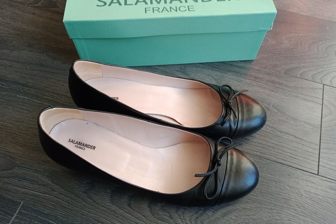 Escarpins noirs SALAMANDER tout cuir - Pointure 41