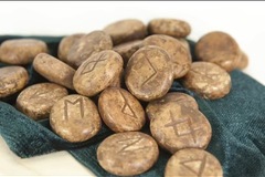 Selling: Rune Reading 